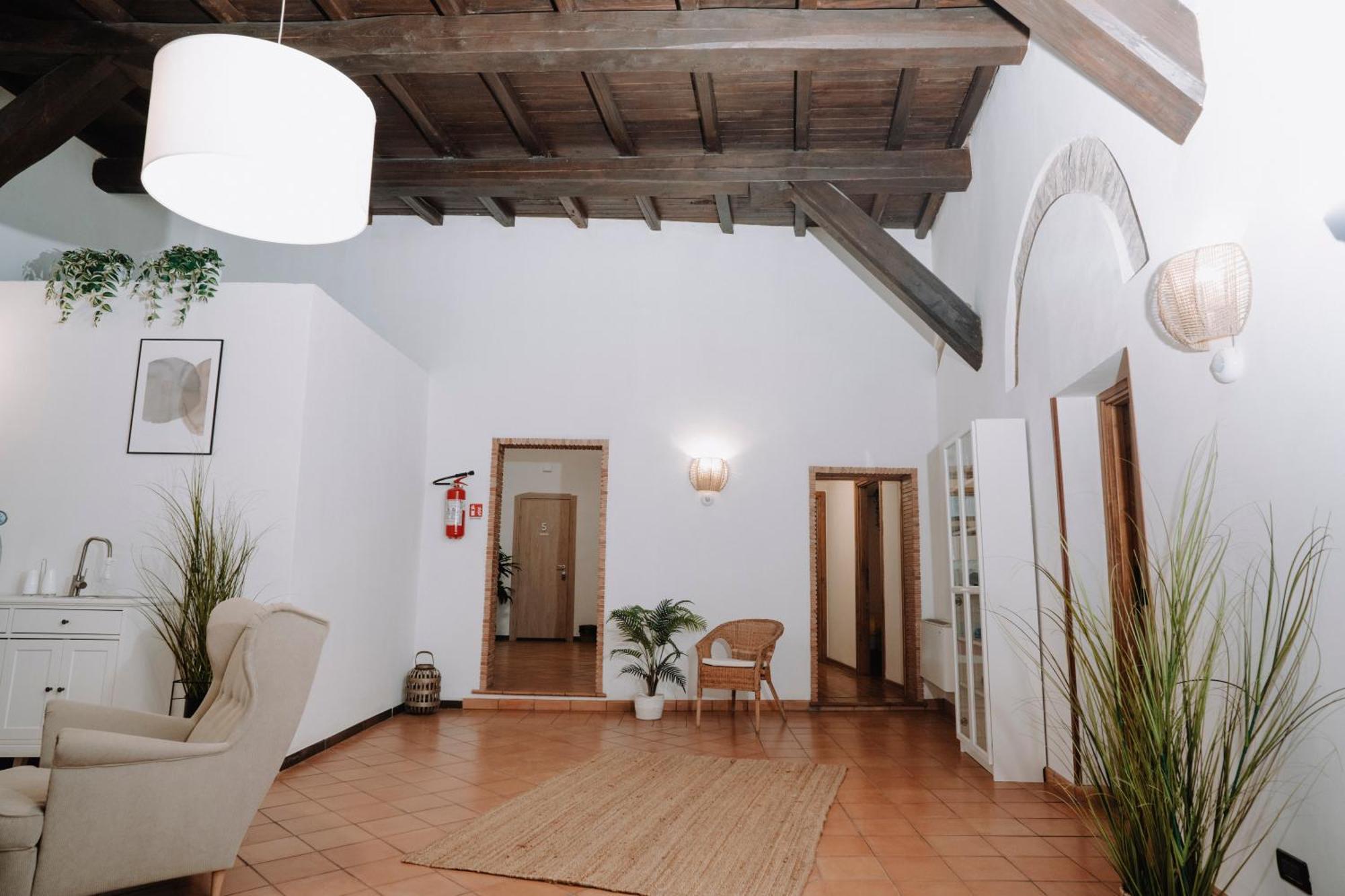 Bed and breakfast Bonne Nuit Terracine Extérieur photo