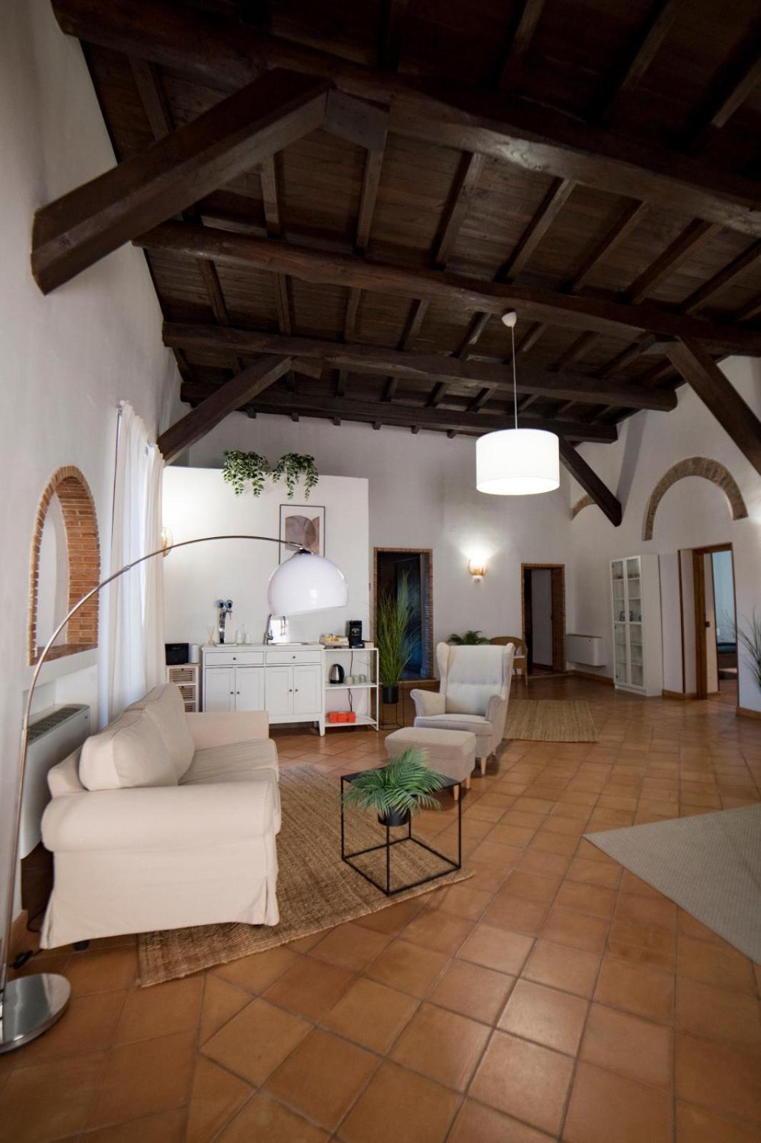 Bed and breakfast Bonne Nuit Terracine Extérieur photo